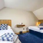 The Pub 3* Ντίνγκλε
