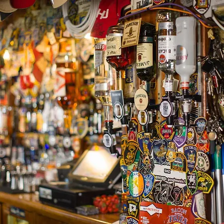 The Pub Konukevi