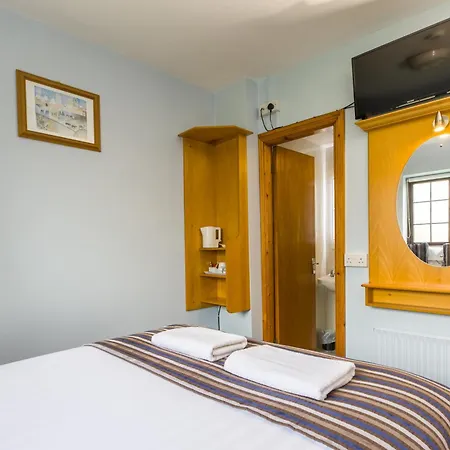 The Pub 게스트하우스 딩글