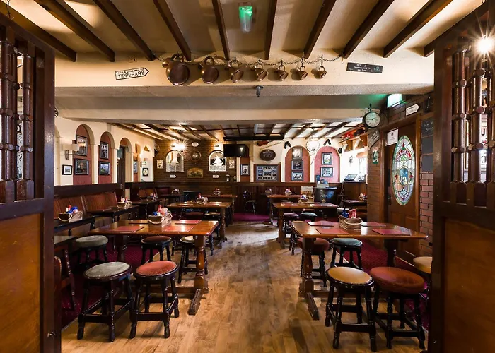 The Pub Konukevi