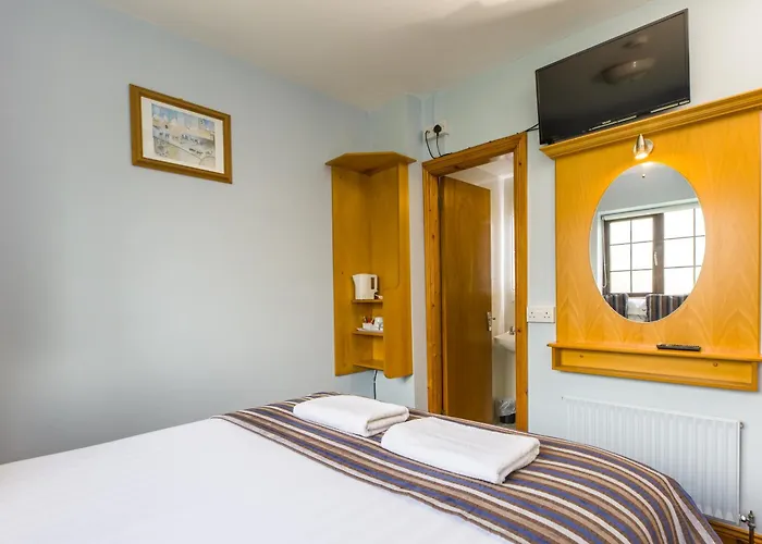 The Pub 게스트하우스 딩글